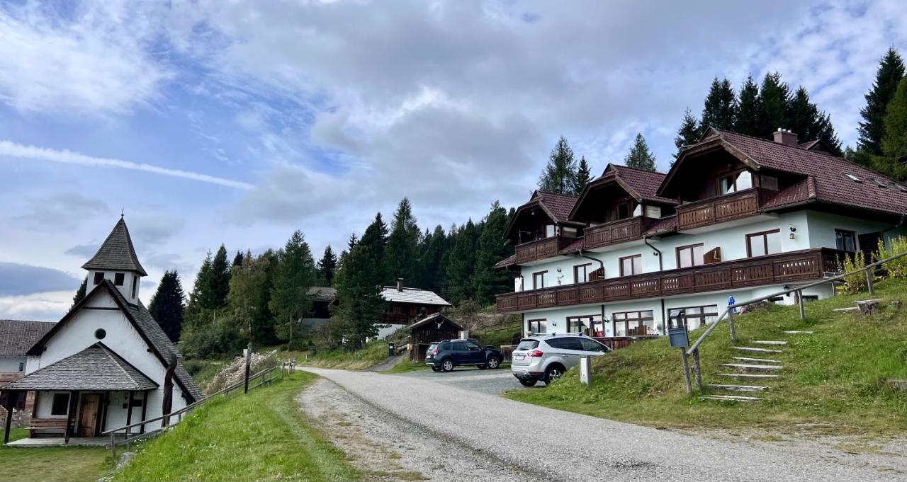 Ferienwohnung Almlust 霍赫林德 外观 照片